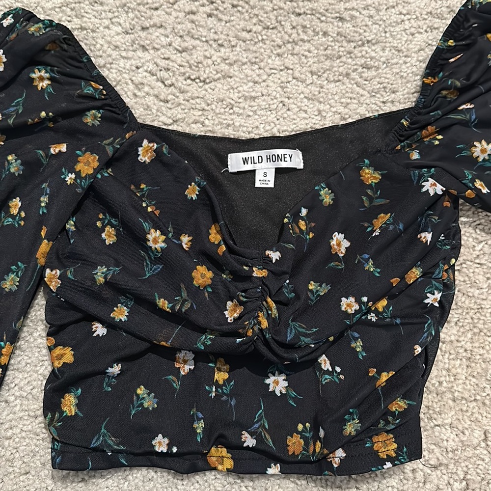 Long sleeve Crop top